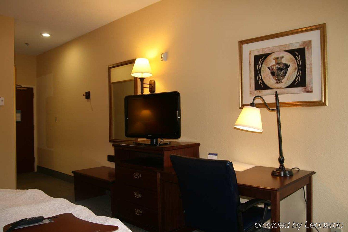 Hampton Inn Carbondale Room photo