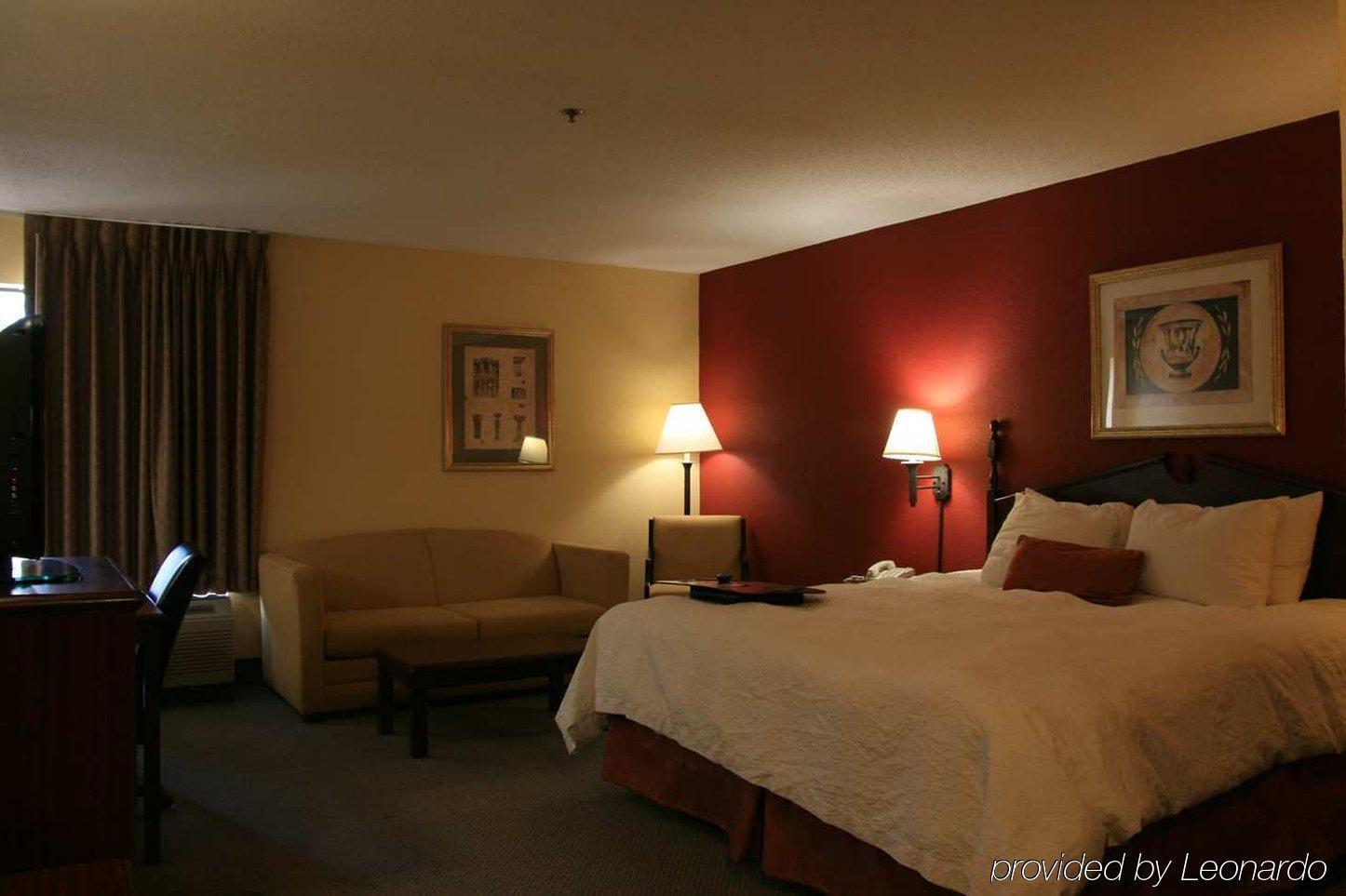 Hampton Inn Carbondale Room photo